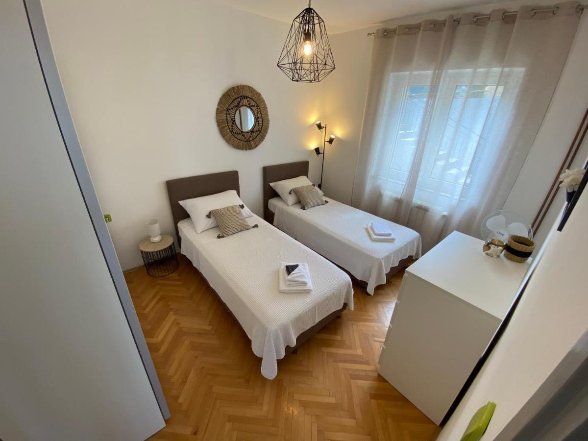 Apartman Betty Σίμπενικ Εξωτερικό φωτογραφία