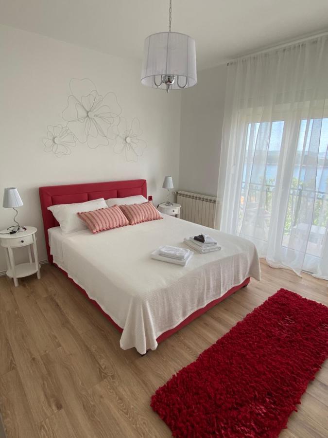 Apartman Betty Σίμπενικ Εξωτερικό φωτογραφία