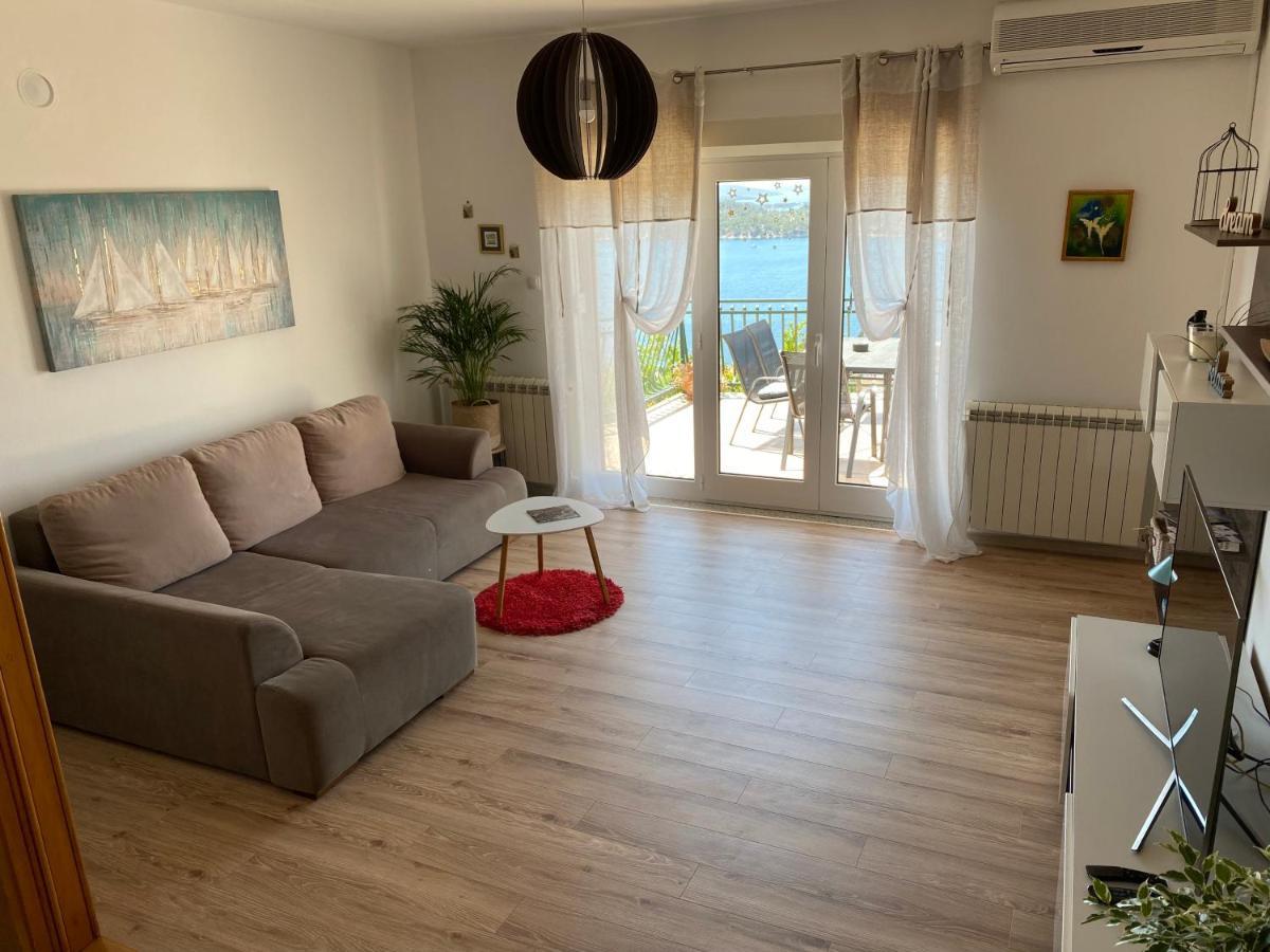 Apartman Betty Σίμπενικ Εξωτερικό φωτογραφία
