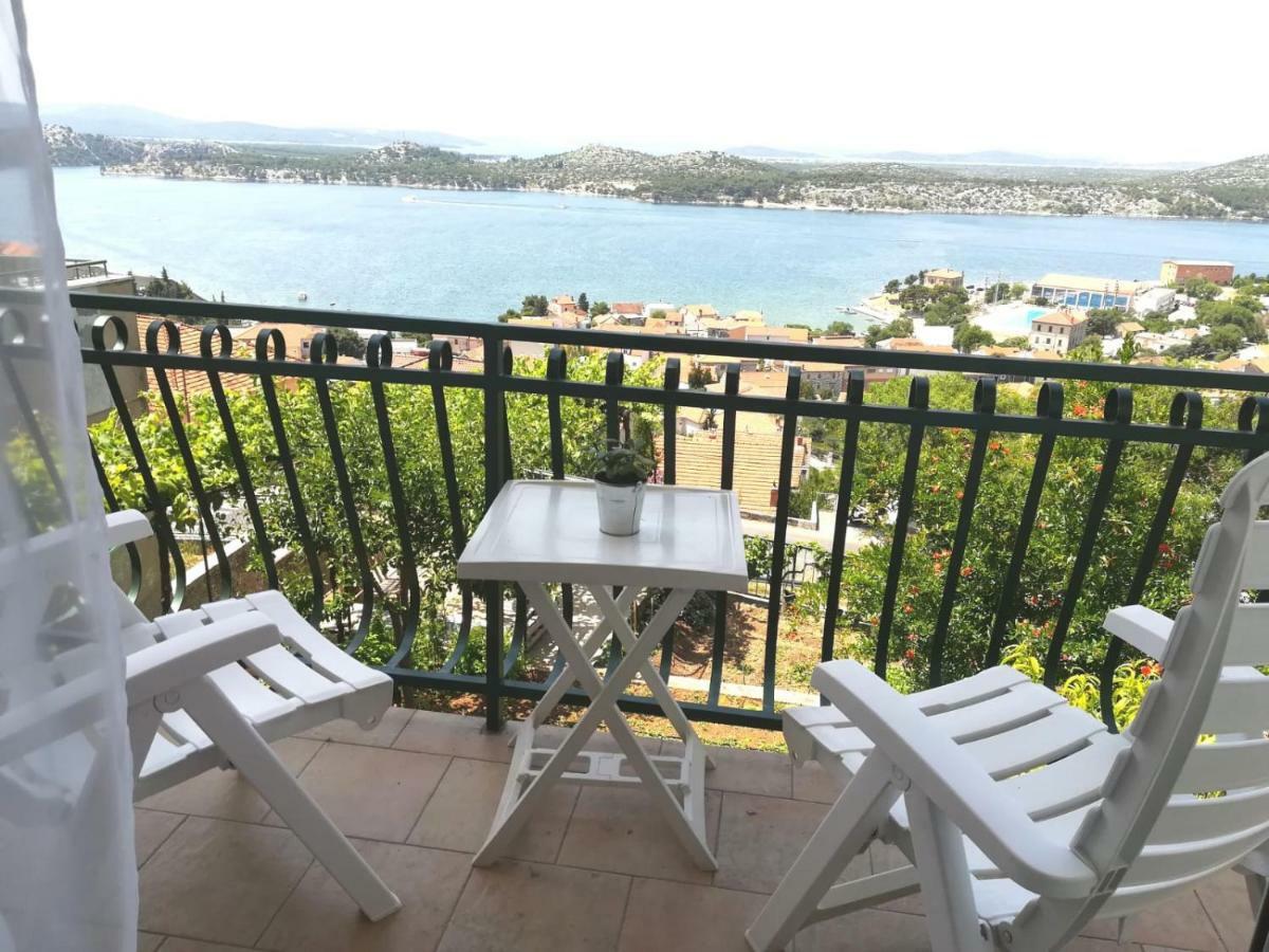 Apartman Betty Σίμπενικ Εξωτερικό φωτογραφία