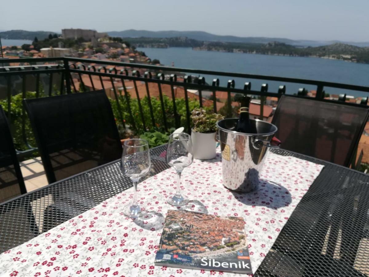 Apartman Betty Σίμπενικ Εξωτερικό φωτογραφία
